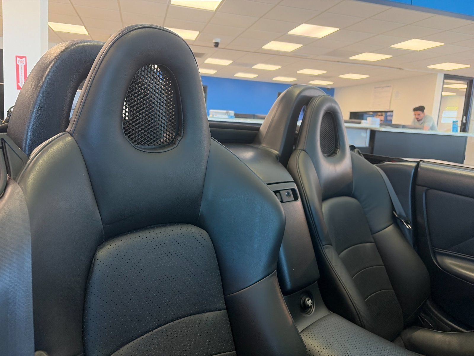 Used 2000 Honda S2000 image 16