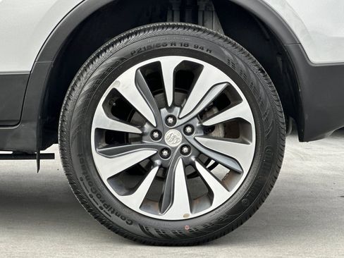 Used 2022 Buick Encore Preferred w/ Safety Package image 13