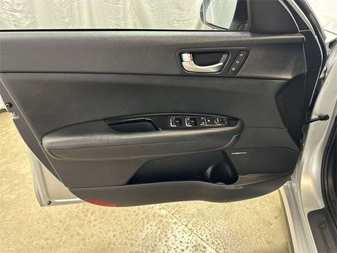 Used 2019 Kia Optima SX image 23