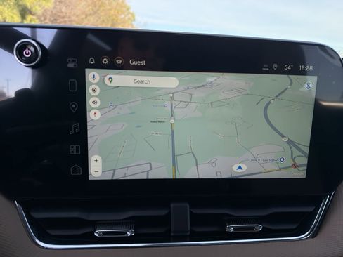 New 2026 Chevrolet Equinox ACTIV w/ Safety and Technology Package image 10