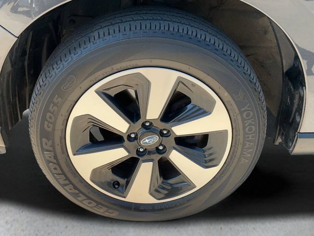 Used 2017 Subaru Forester 2.5i Limited AWD/4WD image 9