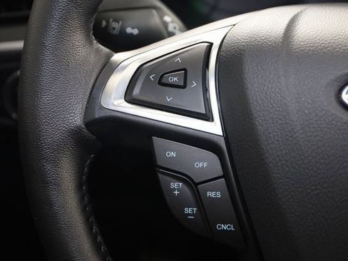 Used 2024 Ford Edge SEL w/ Convenience Package image 35