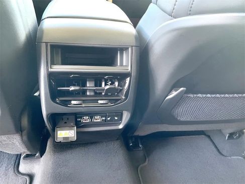 New 2025 Jeep Grand Cherokee Limited w/ Trailer Tow Package image 22