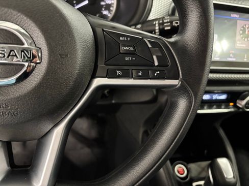 Used 2019 Nissan Kicks SV image 22