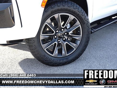 Certified 2023 Chevrolet Suburban Z71 w/ Luxury Package image 48