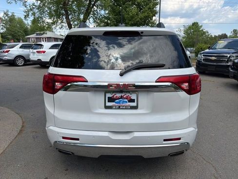 Used 2017 GMC Acadia Denali w/ Technology Package AWD/4WD image 5