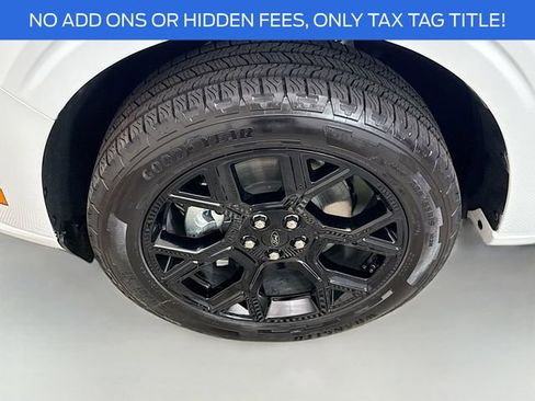 New 2025 Ford Maverick Lobo image 29