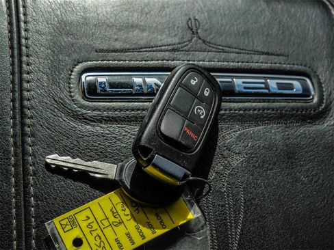 Used 2017 RAM 2500 Limited image 42