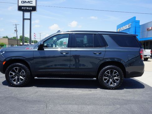 Used 2022 Chevrolet Tahoe Z71 AWD/4WD image 2