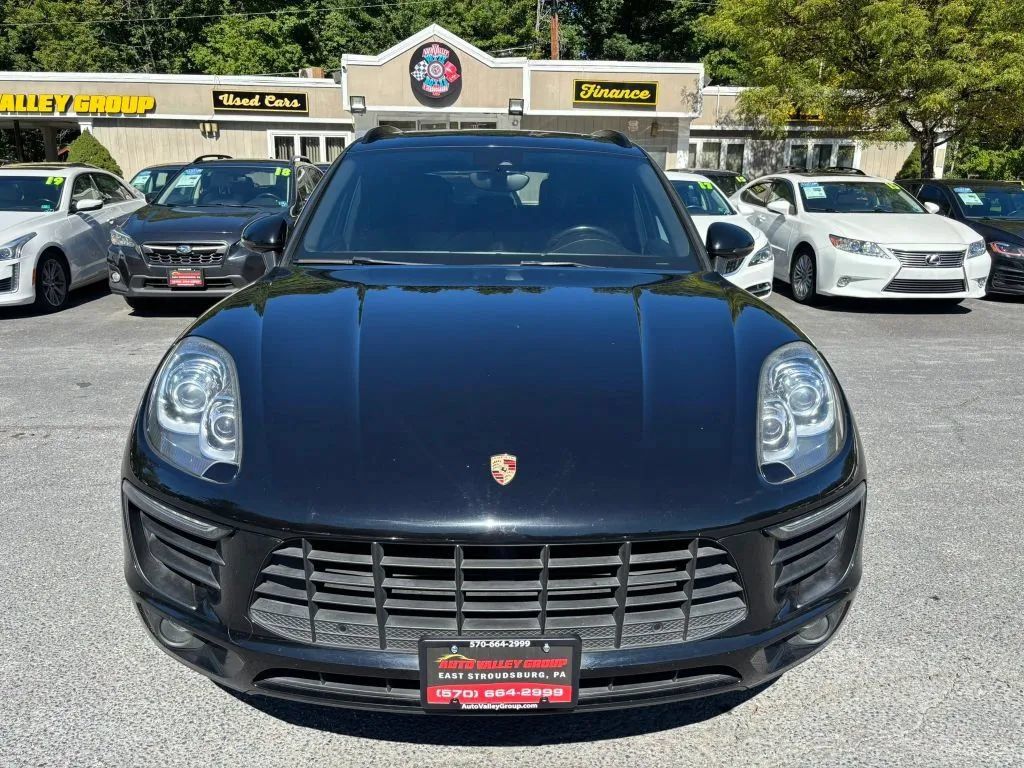 Used 2017 Porsche Macan S AWD/4WD image 3