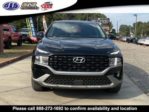 Used 2022 Hyundai Santa Fe SE image 2