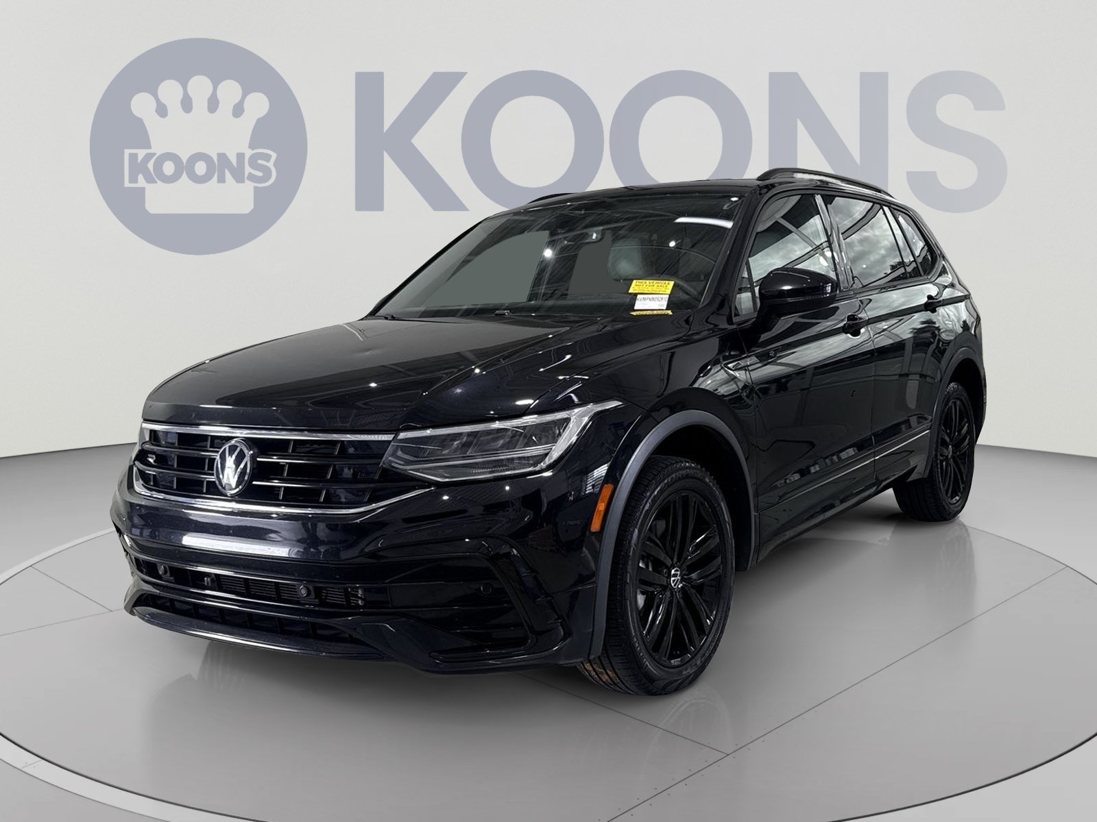Used 2022 Volkswagen Tiguan SE R-Line AWD/4WD image 5
