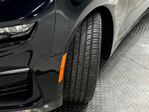 Used 2020 Chevrolet Camaro SS RWD image 35