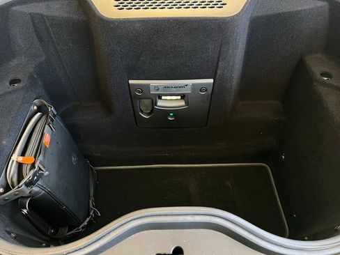 Used 2025 McLaren GTS RWD image 9