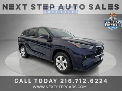 Used 2024 Toyota Highlander LE