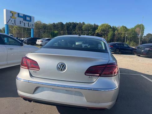 Used 2013 Volkswagen CC Sport image 11