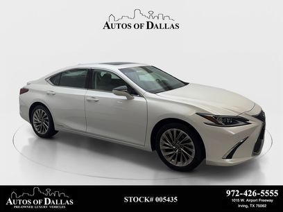 Used 2021 Lexus ES 300h w/ Accessory Package
