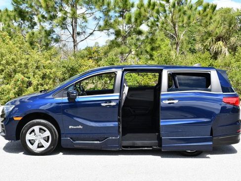 Used 2019 Honda Odyssey EX image 4