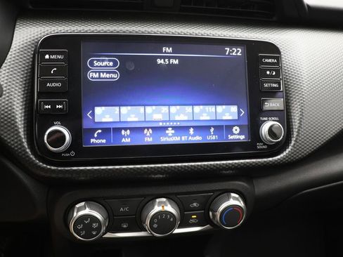 Used 2024 Nissan Kicks SV image 19