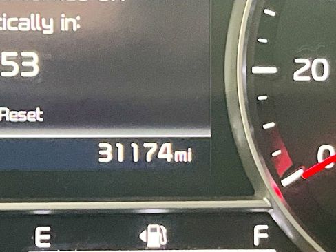 Used 2022 Kia Sorento SX image 12