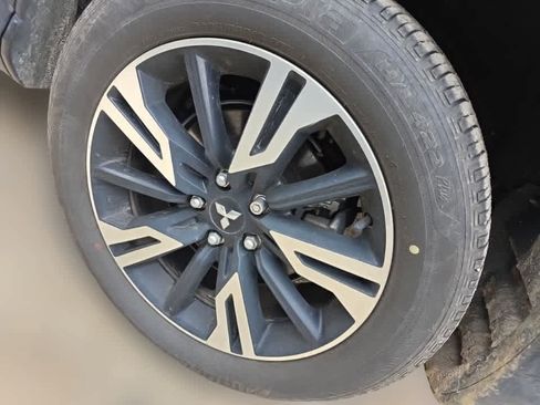 Used 2025 Mitsubishi Eclipse Cross SE image 4