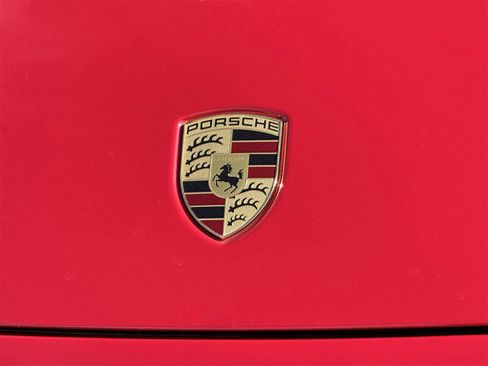 Used 2021 Porsche Cayenne S image 12