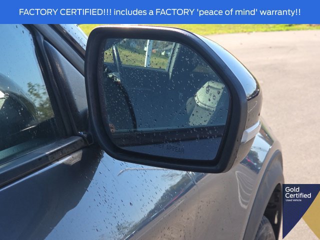 Used 2025 Ford Explorer ST-Line w/ ST-Line Street Pack AWD/4WD image 8