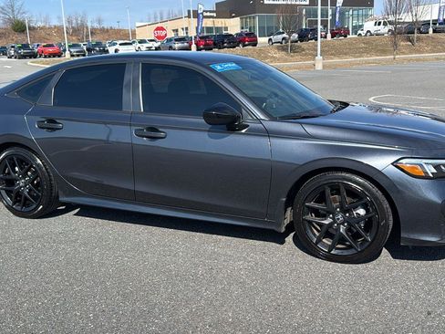 Certified 2025 Honda Civic Sport image 3