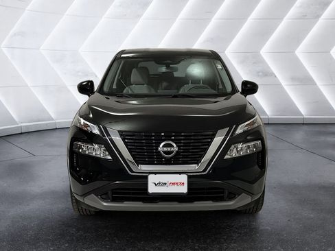 Used 2023 Nissan Rogue SV FWD image 2