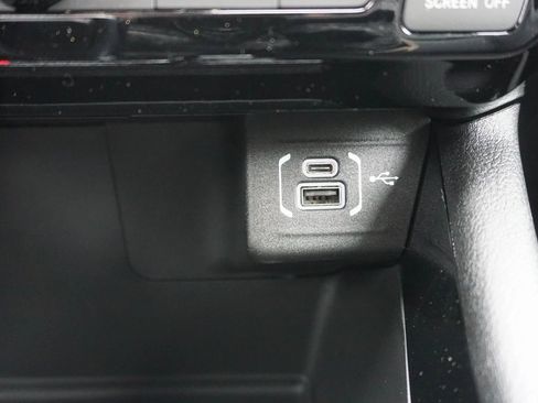 New 2026 Jeep Compass Limited image 15