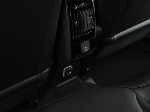 New 2026 Jeep Compass Limited w/ Sun, Sound & Navigation Group image 6