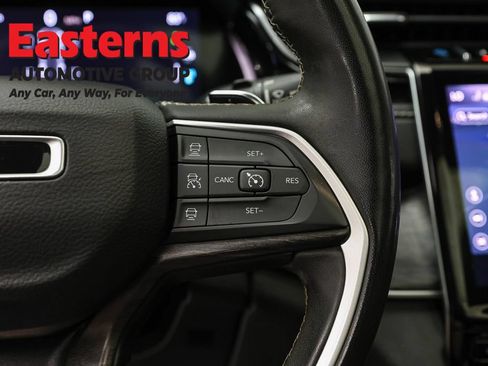 Used 2022 Jeep Grand Cherokee Limited 4xe AWD/4WD image 16