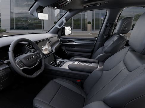 New 2026 Jeep Grand Wagoneer Limited image 22