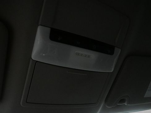 Used 2024 Nissan Altima 2.5 SV FWD image 25
