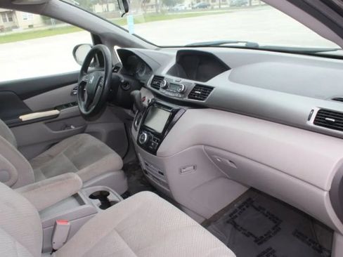 Used 2016 Honda Odyssey SE image 29