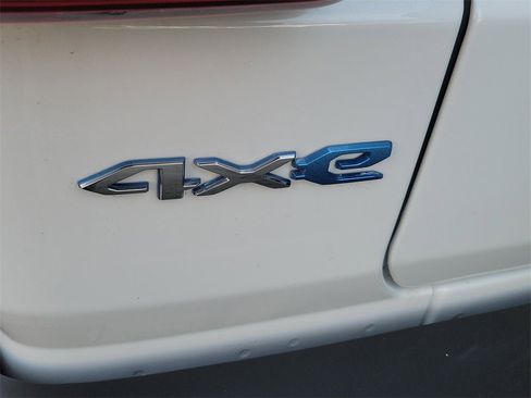 Used 2021 Jeep Wrangler Unlimited Sahara w/ Cold Weather Group image 24