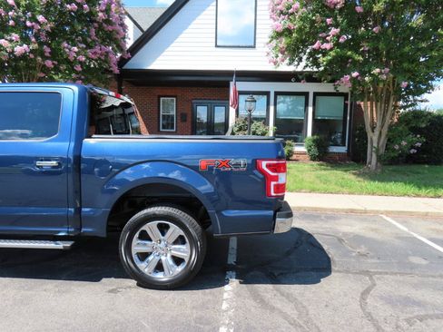 Used 2020 Ford F150 XLT w/ Equipment Group 302A Luxury AWD/4WD image 4