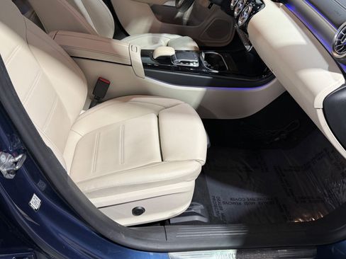 Used 2020 Mercedes-Benz CLA 250 image 37