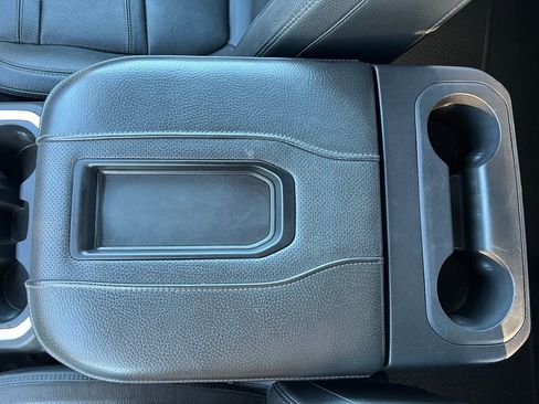 Used 2022 GMC Sierra 2500 Denali image 32