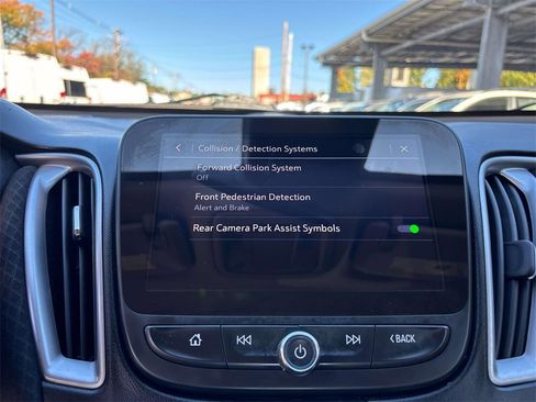 Used 2024 Chevrolet Malibu LT image 24