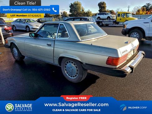 Used 1988 Mercedes-Benz 560 SL image 3