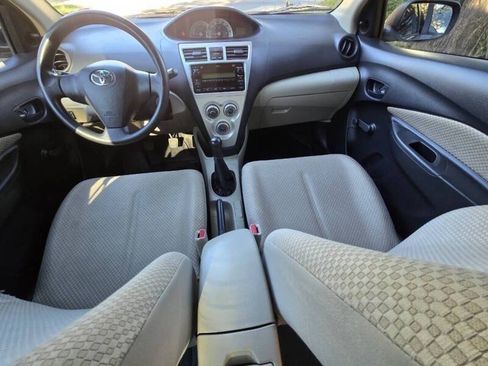 Used 2007 Toyota Yaris Sedan w/ Convenience Pkg FWD image 2