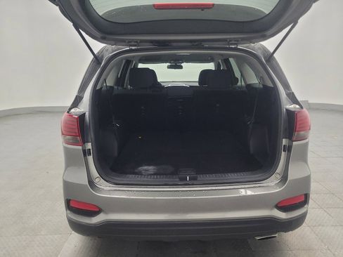 Used 2019 Kia Sorento FWD image 29
