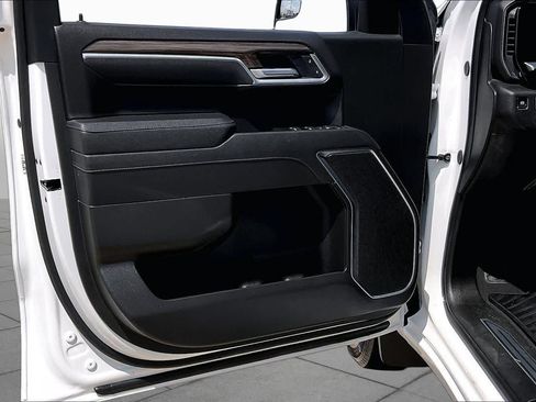 Used 2026 Chevrolet Silverado 1500 RST RWD image 21