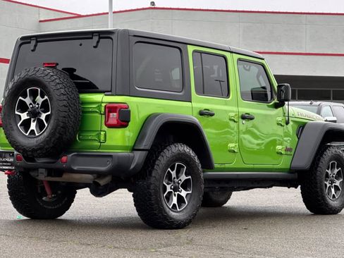 Used 2018 Jeep Wrangler Unlimited Rubicon image 2