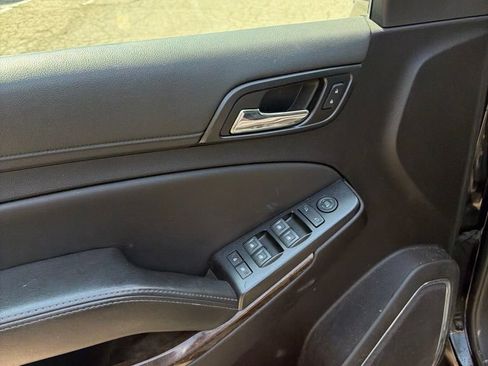 Used 2019 Chevrolet Tahoe 4WD image 9