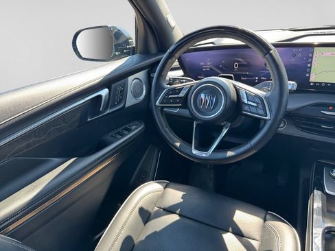 Used 2025 Buick Enclave Avenir w/ Super Cruise Package AWD/4WD image 23