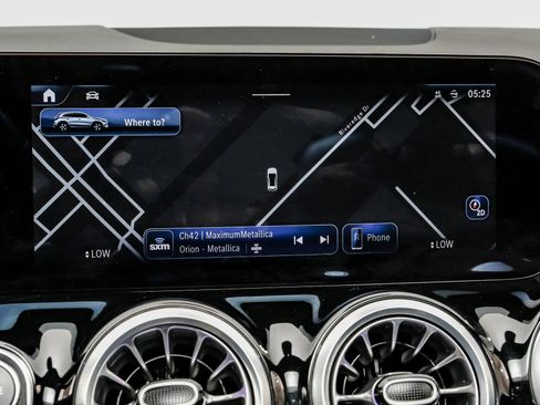 Used 2024 Mercedes-Benz GLA 250 image 26