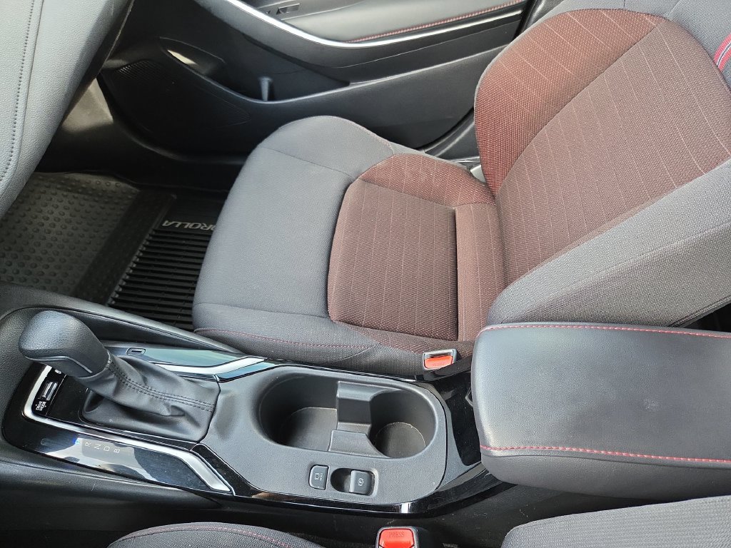 Used 2023 Toyota Corolla SE w/ Carpet Mat Package (TMS) FWD image 22
