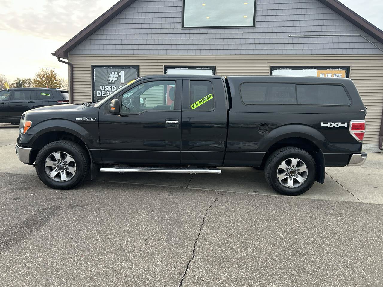 Used 2012 Ford F150 XLT w/ XLT Chrome Pkg AWD/4WD image 8